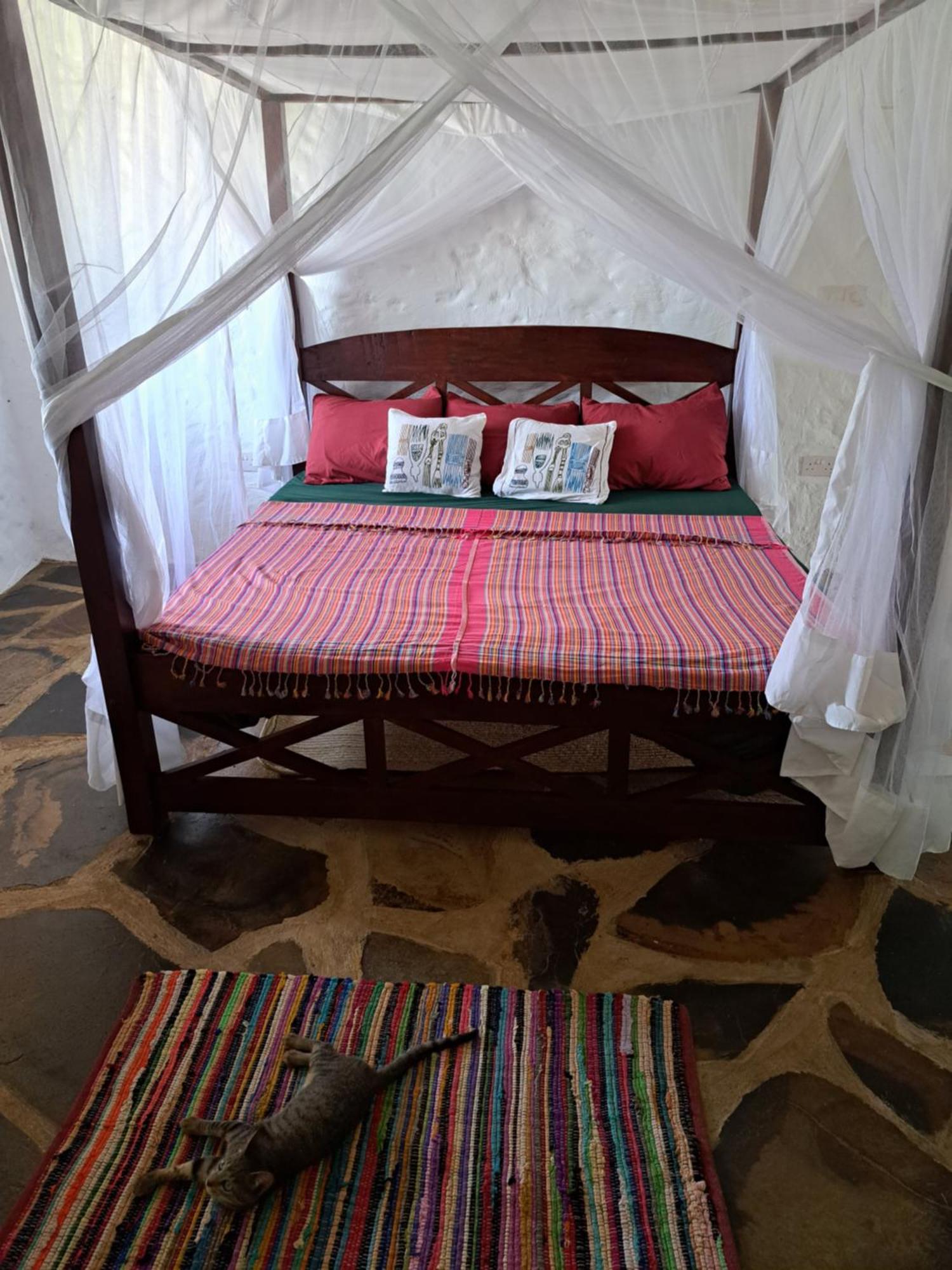 Diani Yoga Barn Bed and Breakfast Ukunda Eksteriør billede
