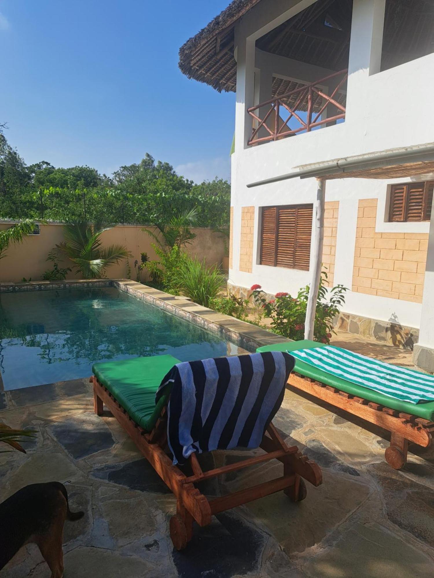 Diani Yoga Barn Bed and Breakfast Ukunda Eksteriør billede